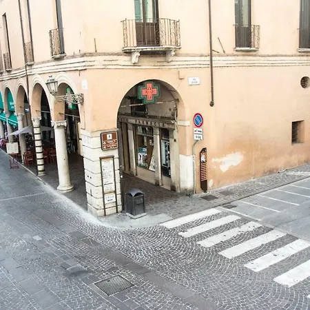 Residenza La Torre Lägenhet *